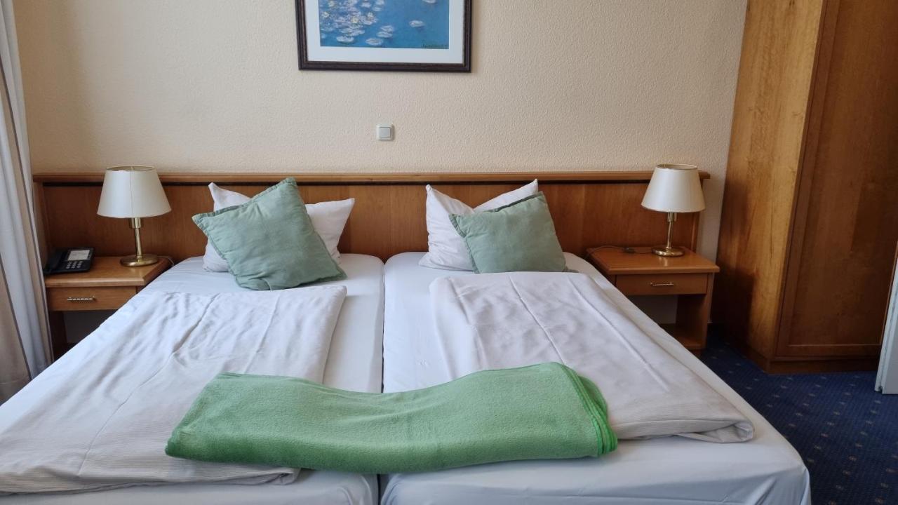 Residenzia Hotel Grenadier Мунстер им Хайдекрайс Екстериор снимка